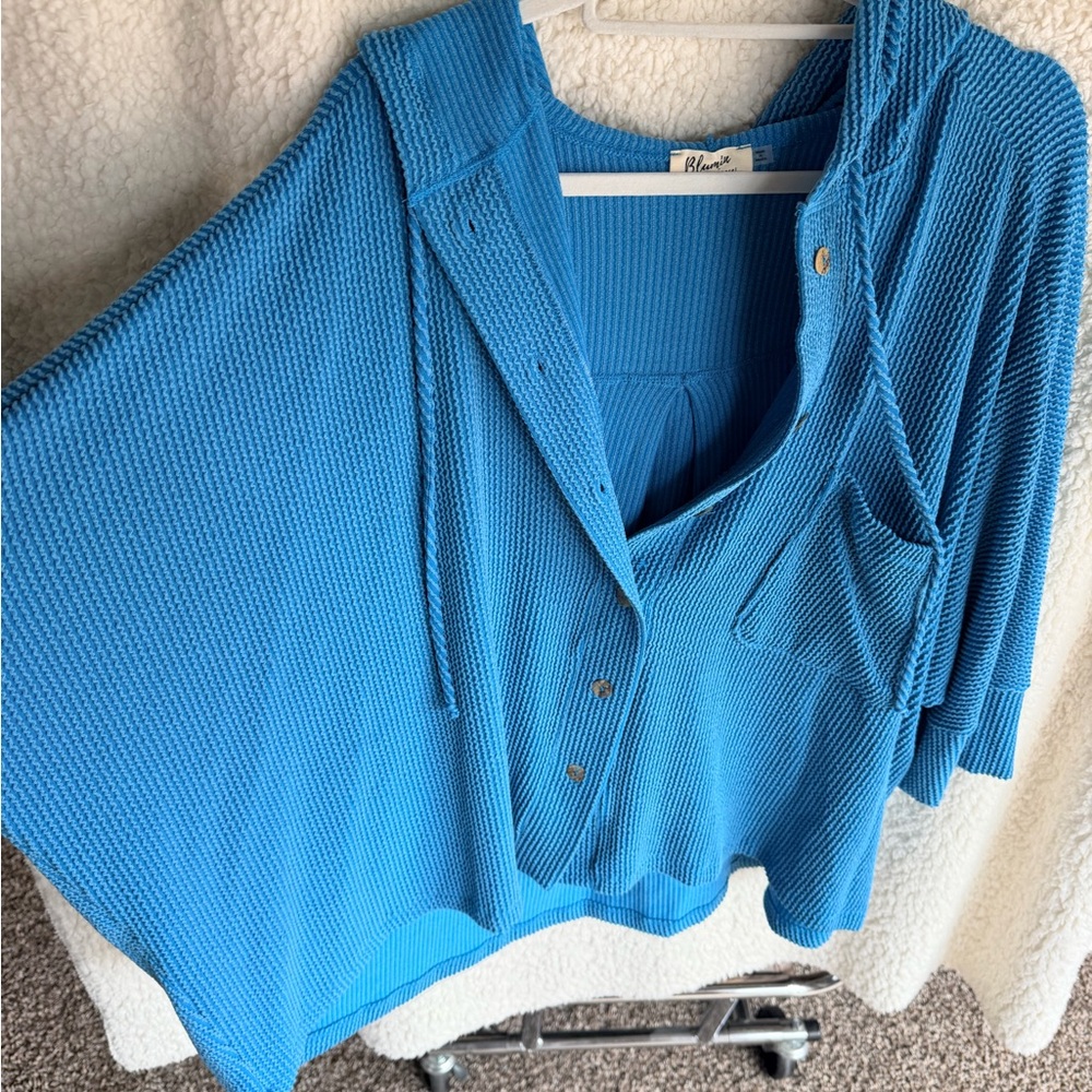 Elegant Blue Women's Poncho by [Brand]
